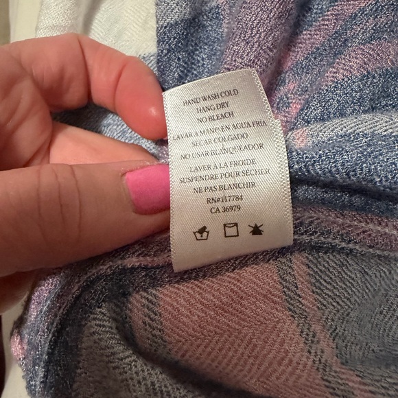 Rails Hunter Button Up in Mulberry Blue Plaid Women’s Small - Picture 6 of 6